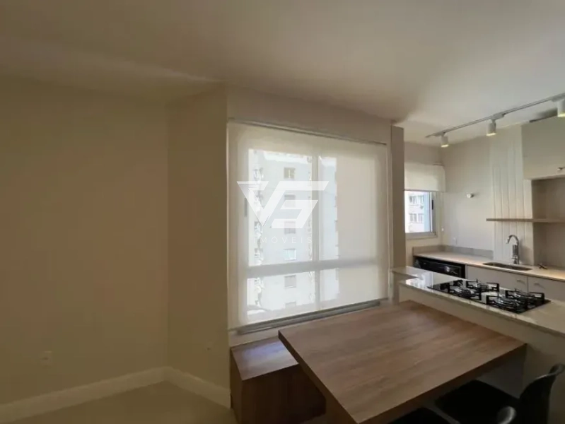 APARTAMENTO DE 1 DORMITÓRIO REFORMADO COM 1 VAGA CENTRO FLORIANÓPOLIS: 9ª foto da galeria de imagens do imóvel