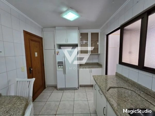 APARTAMENTO COM 140M² PRIVATIVOS 2 VAGAS DE GARAGEM NA BEIRA MAR NORTE: 8ª foto da galeria de imagens do imóvel
