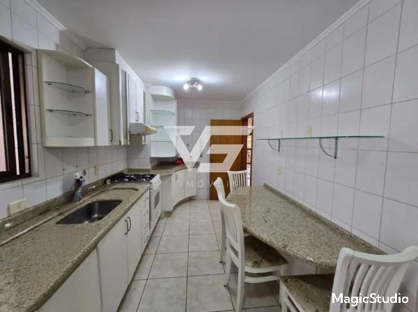 APARTAMENTO COM 140M² PRIVATIVOS 2 VAGAS DE GARAGEM NA BEIRA MAR NORTE: 7ª foto da galeria de imagens do imóvel