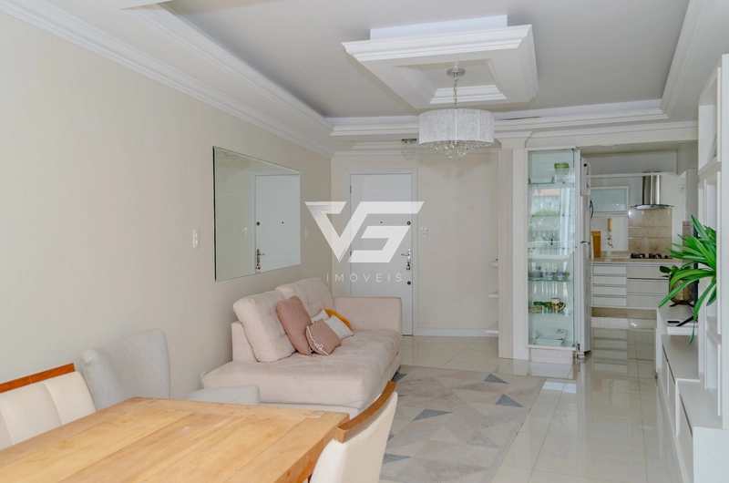 APARTAMENTO SEMI MOBILIADO DE 3 DORMITÓRIOS NO CENTRO DE FLORIANÓPOLIS: 4ª foto da galeria de imagens do imóvel