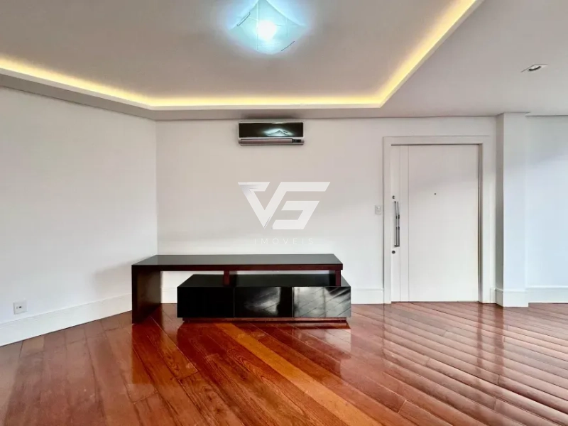 APARTAMENTO COM 206M² BEIRA MAR NORTE FRENTE MAR: 7ª foto da galeria de imagens do imóvel