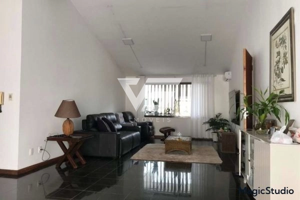 CASA NO CENTRO DE FLORIANOPOLIS COM 445 M² PRIVATIVOS 4 VAGAS GARAGEM: 4ª foto da galeria de imagens do imóvel