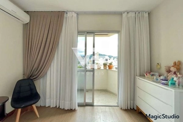 APARTAMENTO DUPLEX NO CENTRO SEMIMOBILIADO COM 1 VAGA: 8ª foto da galeria de imagens do imóvel