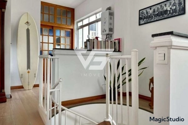APARTAMENTO DUPLEX NO CENTRO SEMIMOBILIADO COM 1 VAGA: 15ª foto da galeria de imagens do imóvel
