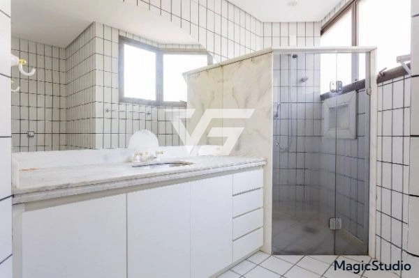 APARTAMENTO FRENTE BEIRA MAR 283M2 PRIVATIVOS SEMIMOBILIADO 2 VAGAS: 8ª foto da galeria de imagens do imóvel