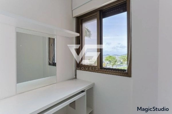 APARTAMENTO FRENTE BEIRA MAR 283M2 PRIVATIVOS SEMIMOBILIADO 2 VAGAS: 22ª foto da galeria de imagens do imóvel