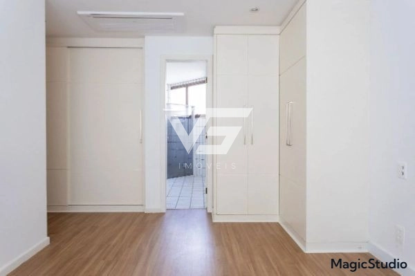 APARTAMENTO FRENTE BEIRA MAR 283M2 PRIVATIVOS SEMIMOBILIADO 2 VAGAS: 6ª foto da galeria de imagens do imóvel