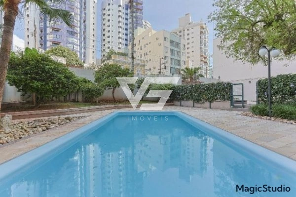 APARTAMENTO FRENTE BEIRA MAR 283M2 PRIVATIVOS SEMIMOBILIADO 2 VAGAS: 1ª foto da galeria de imagens do imóvel