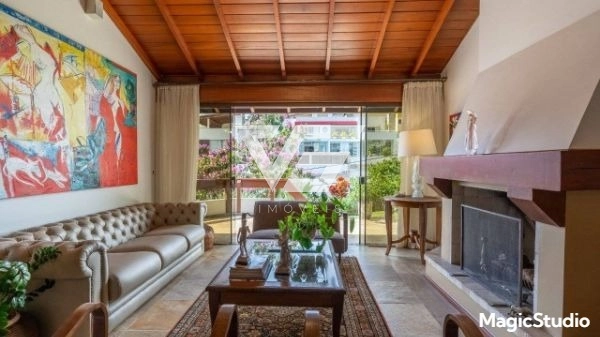 LINDA CASA PRÓXIMA DO SHOPPING BEIRA MAR: 4ª foto da galeria de imagens do imóvel