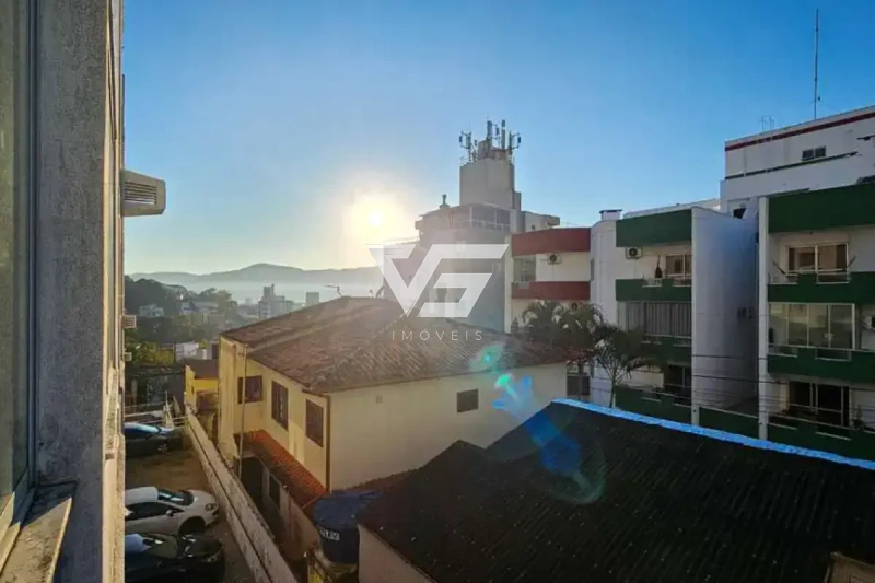 APARTAMENTO PRÓXIMO DA UFSC 2 DORMITÓRIOS 2 VAGAS: 5ª foto da galeria de imagens do imóvel