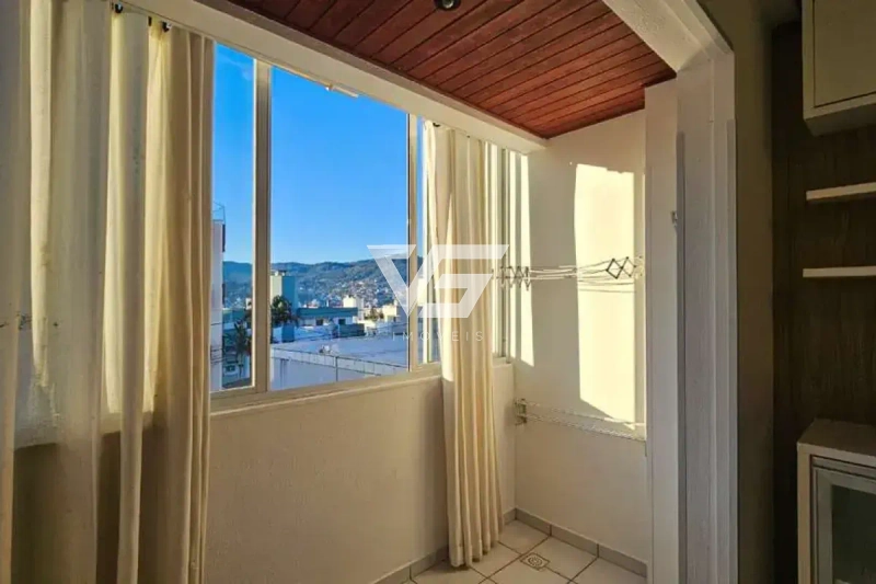 APARTAMENTO PRÓXIMO DA UFSC 2 DORMITÓRIOS 2 VAGAS: 4ª foto da galeria de imagens do imóvel