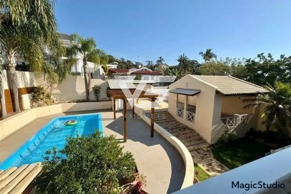 CASA ACONCHEGANTE A 3 MINUTOS DO BEIRA MAR SHOPPING: 1ª foto da galeria de imagens do imóvel