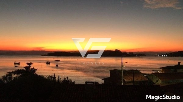 Terreno à Venda com Vista Permanente para o Mar - Ribeirão da Ilha: 13ª foto da galeria de imagens do imóvel