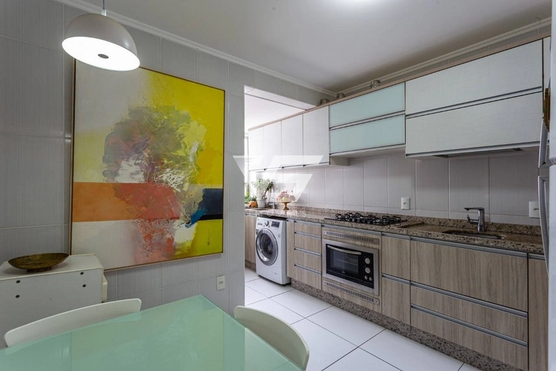 APARTAMENTO 2 DORMITÓRIOS SENDO 1 SUÍTE COM 1 VAGA NO CENTRO FLORIPA: 9ª foto da galeria de imagens do imóvel