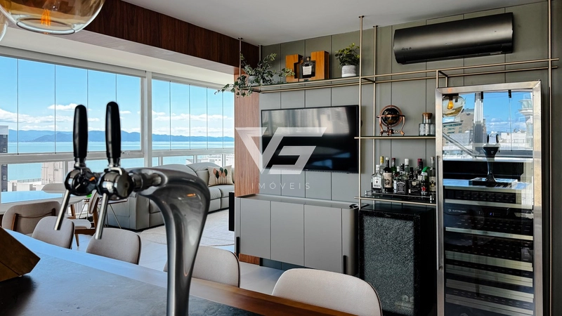 COBERTURA DUPLEX MOBILIADA LINDA COM VISTA MAR  EM FLORIANÓPOLIS: 20ª foto da galeria de imagens do imóvel