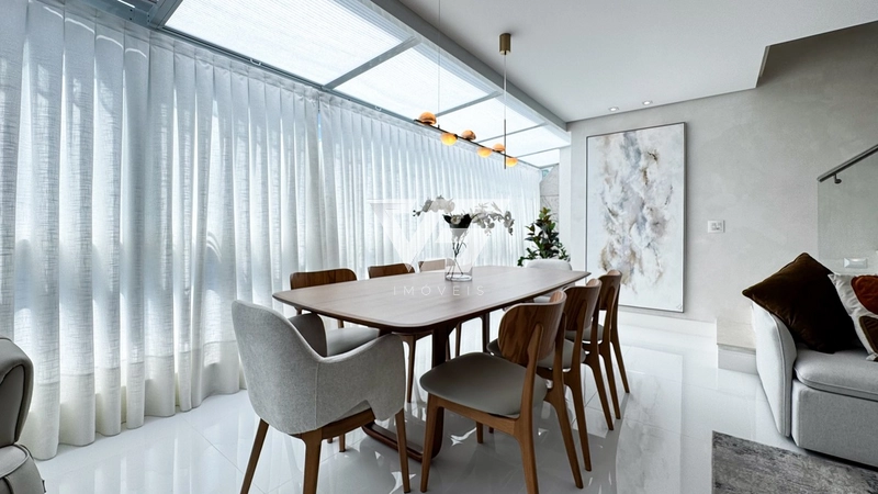 COBERTURA DUPLEX MOBILIADA LINDA COM VISTA MAR  EM FLORIANÓPOLIS: 35ª foto da galeria de imagens do imóvel