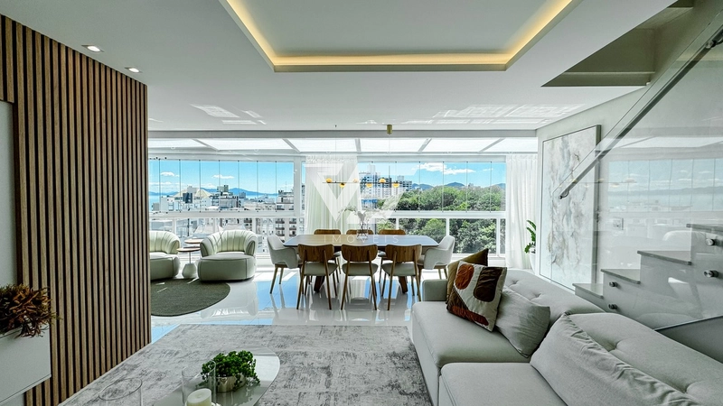 COBERTURA DUPLEX MOBILIADA LINDA COM VISTA MAR  EM FLORIANÓPOLIS: 12ª foto da galeria de imagens do imóvel