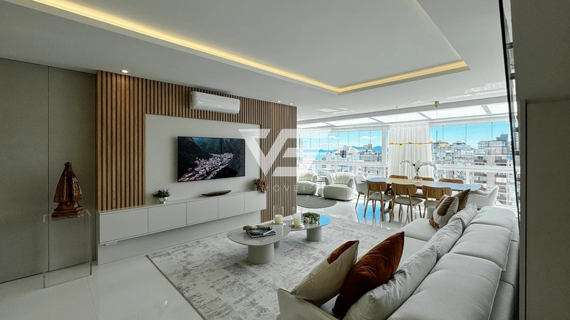 COBERTURA DUPLEX MOBILIADA LINDA COM VISTA MAR  EM FLORIANÓPOLIS: 10ª foto da galeria de imagens do imóvel