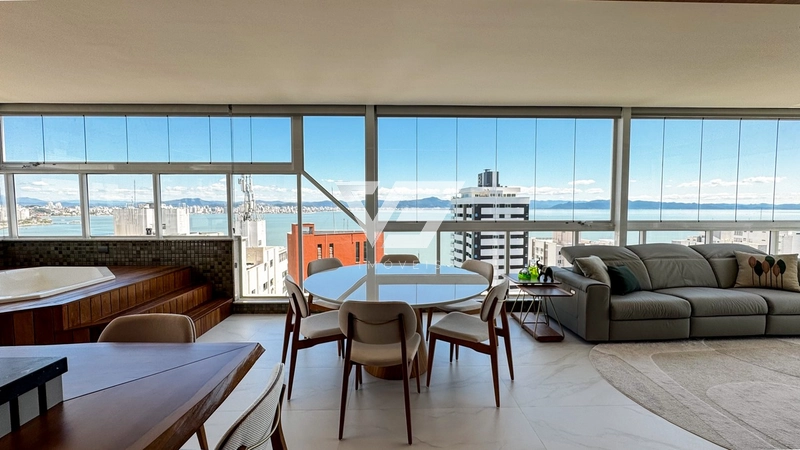 COBERTURA DUPLEX MOBILIADA LINDA COM VISTA MAR  EM FLORIANÓPOLIS: 1ª foto da galeria de imagens do imóvel