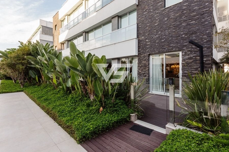 Apartamento  3 suítes 3 vagas em Jurerê Internacional, Florianópolis: 2ª foto da galeria de imagens do imóvel