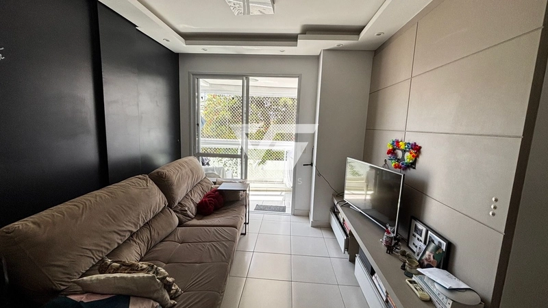 Apartamento 2 suítes , semimobiliado, sacada  churrasqueira