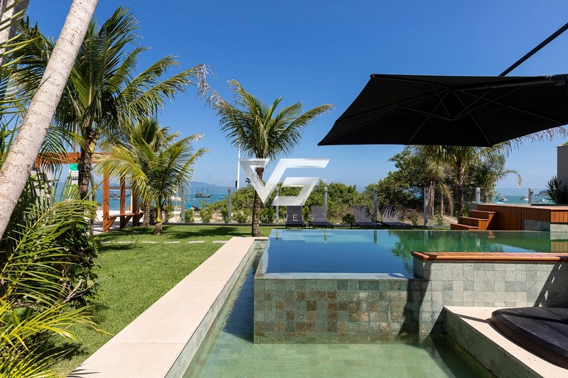 MAGNÍFICA RESIDÊNCIA PÉ NA AREIA COM 700M² ÁREA CONSTRUÍDA CACHOEIRA BOM JESUS: 9ª foto da galeria de imagens do imóvel
