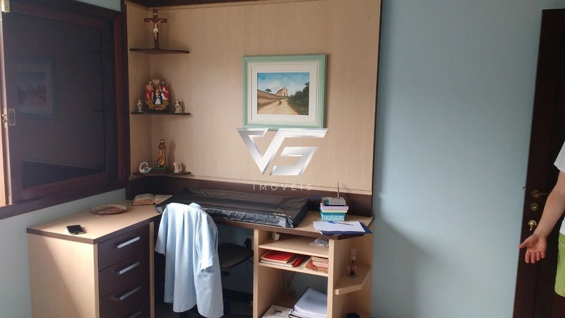 Casa com ótima localização em Santo Amaro da Imperatriz, terreno de 495m²: 11ª foto da galeria de imagens do imóvel