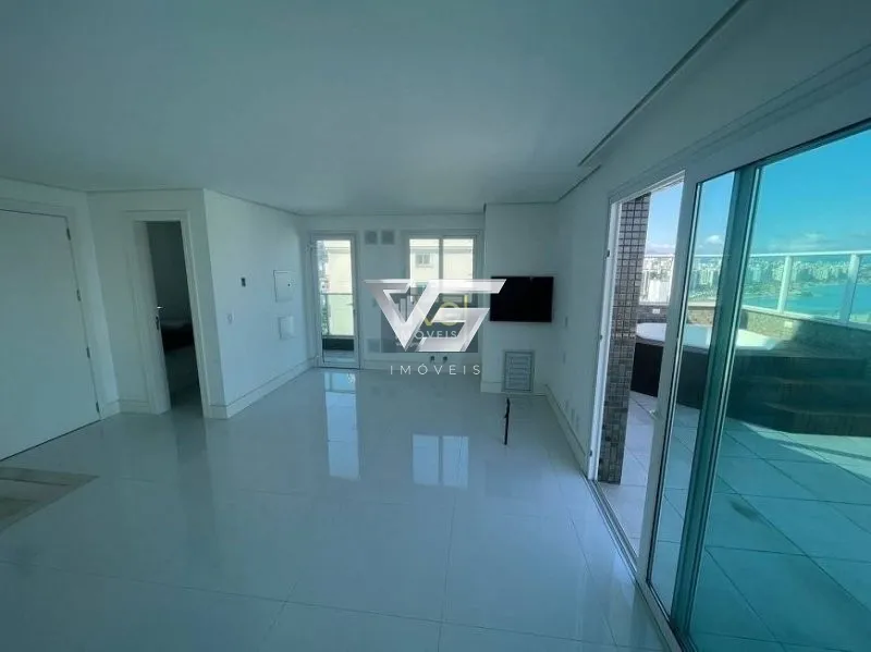 COBERTURA DUPLEX ALTO PADRÃO 4 SUÍTES COM VISTA MAR PRÓXIMO BEIRA MAR NORTE: 9ª foto da galeria de imagens do imóvel