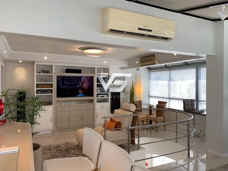 COBERTURA DUPLEX ALTO PADRÃO MOBILIADA NO CENTRO DE FLORIANÓPOLIS: 37ª foto da galeria de imagens do imóvel