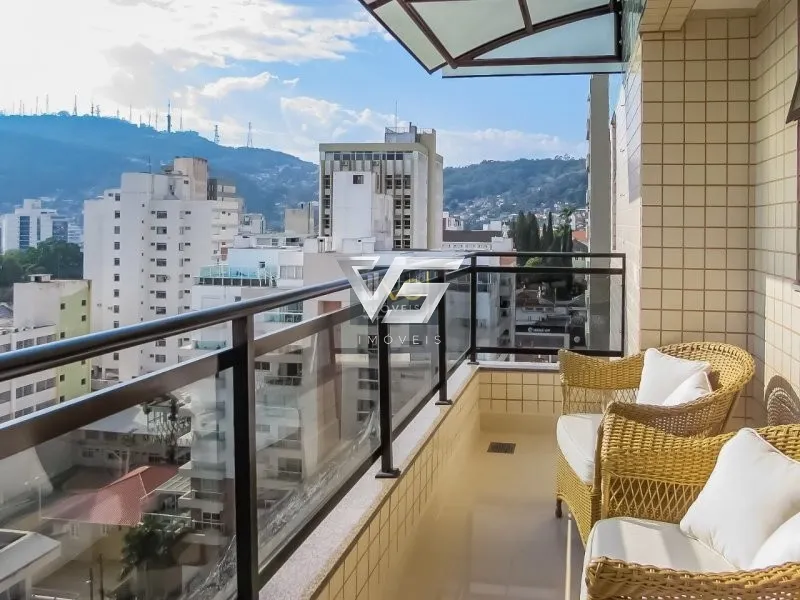 COBERTURA DUPLEX ALTO PADRÃO MOBILIADA NO CENTRO DE FLORIANÓPOLIS: 1ª foto da galeria de imagens do imóvel