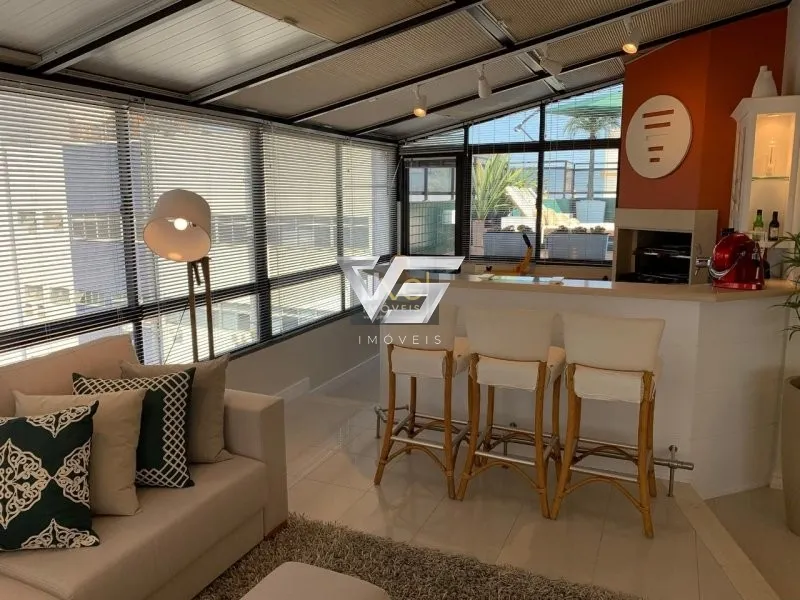 COBERTURA DUPLEX ALTO PADRÃO MOBILIADA NO CENTRO DE FLORIANÓPOLIS: 30ª foto da galeria de imagens do imóvel