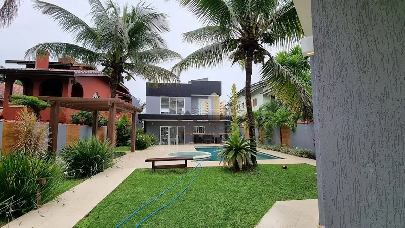 Casa Espaçosa de Luxo no Condomínio Morada da Praia com 4 Suítes: 1ª foto da galeria de imagens do imóvel