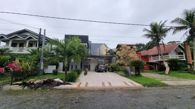 Casa Espaçosa de Luxo no Condomínio Morada da Praia com 4 Suítes: 3ª foto da galeria de imagens do imóvel
