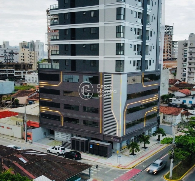 Apartamento em Porto Belo/SC com 3 suítes: 3ª foto da galeria de imagens do imóvel