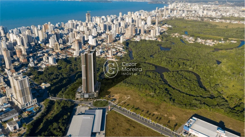 Apartamento em Porto Belo/SC com 3 suítes: 2ª foto da galeria de imagens do imóvel