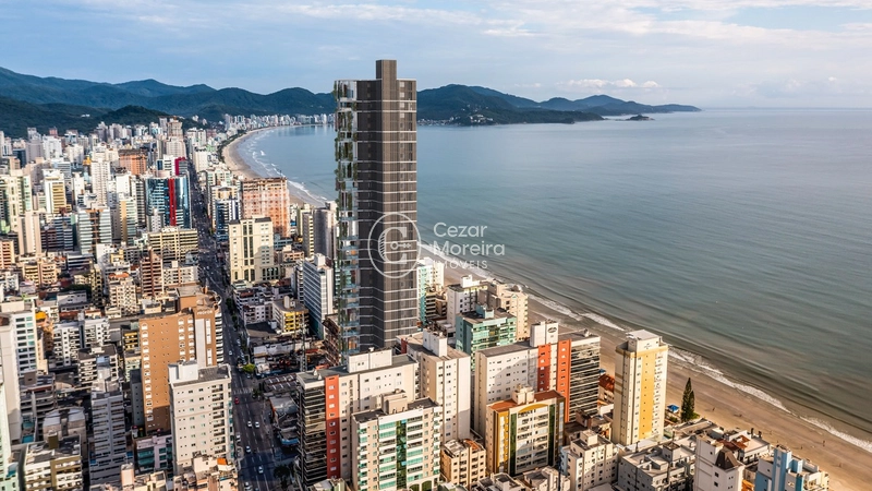 Apartamento em Itapema/SC com 4 suítes: 7ª foto da galeria de imagens do imóvel