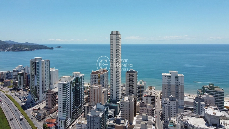 Apartamento em Itapema/SC com 5 suítes: 2ª foto da galeria de imagens do imóvel