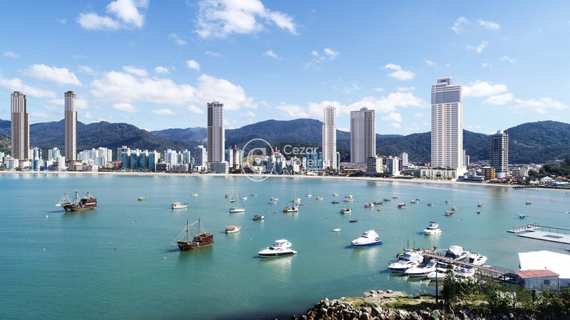Apartamento em Itapema/SC com 4 suítes: 4ª foto da galeria de imagens do imóvel