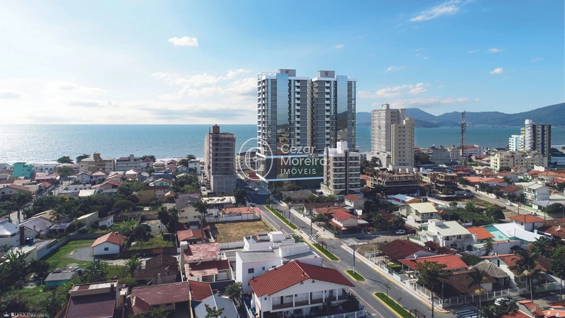 Apartamento em Porto Belo SC com 2 suítes a 150m do mar: 1ª foto da galeria de imagens do imóvel