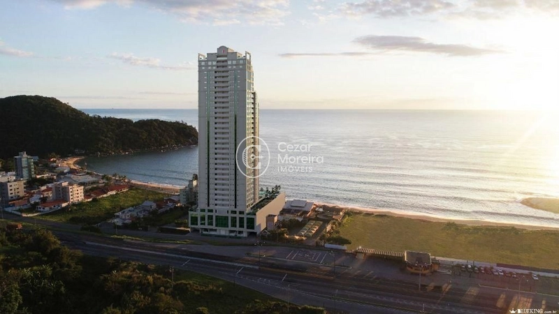 Apartamento frente mar: 6ª foto da galeria de imagens do imóvel