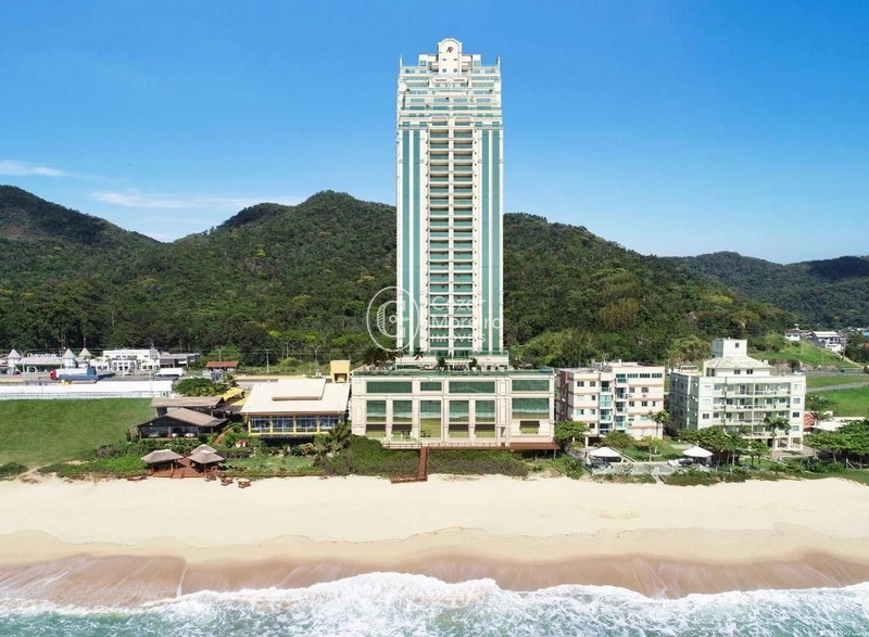 Apartamento frente mar: 2ª foto da galeria de imagens do imóvel
