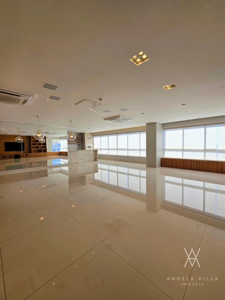 Apartamento de luxo com vista definitiva: 2ª foto da galeria de imagens do imóvel