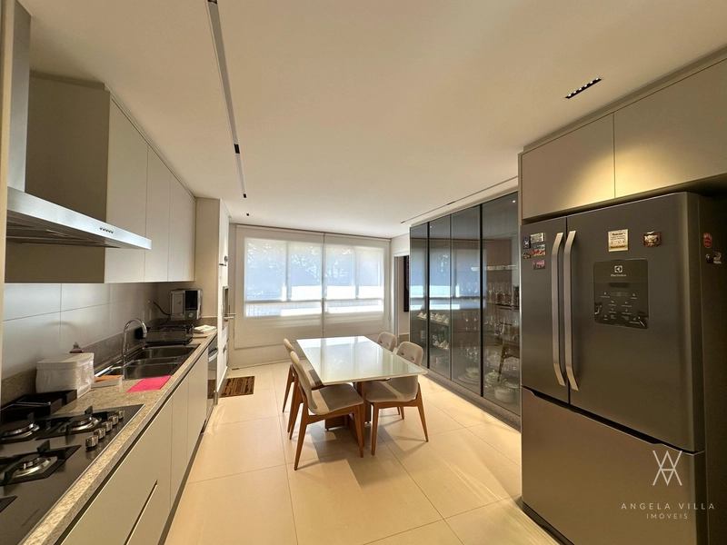 Apartamento mobiliado 4 suítes próximo ao Bougainville: 8ª foto da galeria de imagens do imóvel