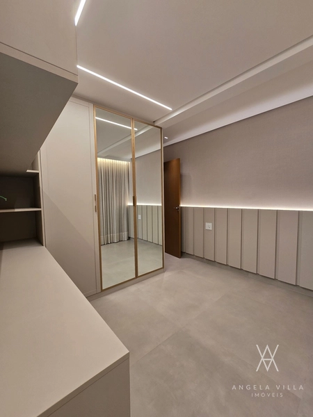 Penthouse mobiliada e nova: 24ª foto da galeria de imagens do imóvel