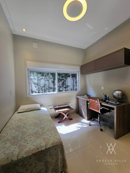 Casa térrea com 4 suítes: 24ª foto da galeria de imagens do imóvel