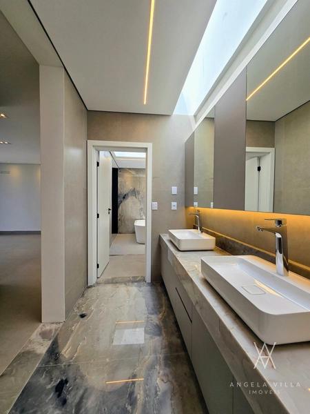 Plateau D'or Privilege 5 suítes  com armários: 34ª foto da galeria de imagens do imóvel