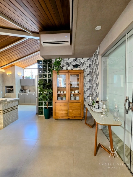 Cobertura no Vaca Brava semimobiliada: 8ª foto da galeria de imagens do imóvel