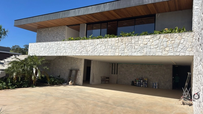 Casa nova semi-terrea com armários: 3ª foto da galeria de imagens do imóvel