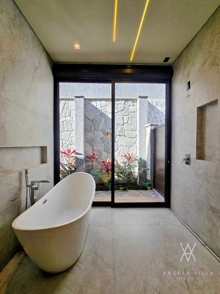 Casa nova com marcenaria e automação: 32ª foto da galeria de imagens do imóvel