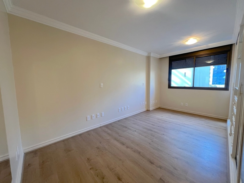 Apartamento com 3 quartos e 229m² à venda em Centro, Florianópolis.: 31ª foto da galeria de imagens do imóvel